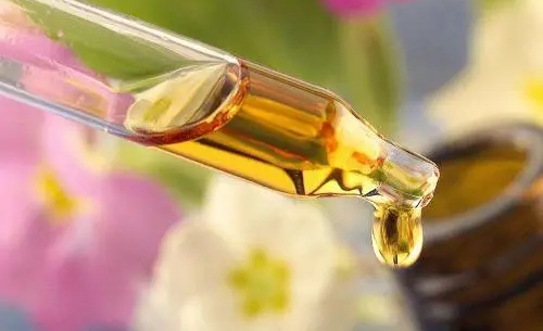 采用新鴻順基礎(chǔ)油制作的潤滑油究竟好在哪里？